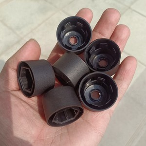 Nueve mejores tapas hexagonales para tornillos de rueda, gancho antirrobo de acero inoxidable para Volkswagen Magotan Sagitar T Cross Range - Product Image 1