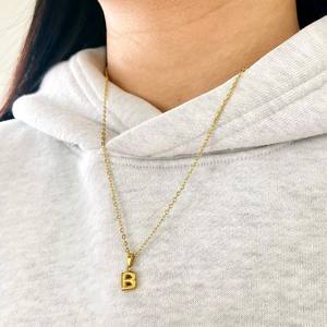 <span class=keywords><strong>Pendentif</strong></span> tendance en acier inoxydable plaqué or 18 carats PVD, lettres alphabet mignonnes en forme de bulle, pour breloque de chaussure, fabrication de bijoux DIY - Product Image 4