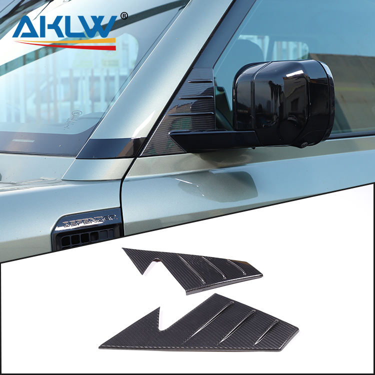 Avant Une couverture de décoration triangulaire pilier