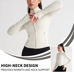 Chaqueta de yoga blanca con cuello alto, manga larga, cierre de cremallera y costuras en contraste, sin costuras, de spandex y poliéster elástico. - Product Image 3