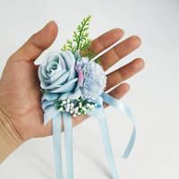 Set Corsage Bunga Mawar untuk Pergelangan Tangan dan Boutonniere Buatan Tangan Set Corsage Buatan untuk Pengantin Bunga Tangan untuk Pernikahan
