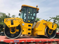 XD123 12TON Machine de construction routière lourde Rouleau compresseur à double tambour Compacteur d'asphalte