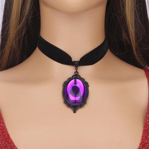 Collier gothique en velours, pendentif en cristal violet, alliage de zinc, forme ovale, bijoux de fête - Product Image 1