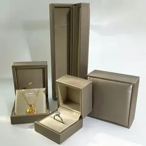 Personalizado branco luxo exclusivo jóias embalagens caixas com logotipo para brincos colares jóias embalagens caixas conjunto China fábrica