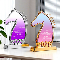 Trophées de l'événement équestre 2026 : Cheval en cristal et métal pour souvenirs d'entreprise et récompenses de cérémonie