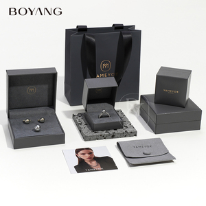 Caja de Embalaje de Joyería de Lujo con Logotipo Personalizado Impreso para Pulseras, Collares, Anillos y Pendientes - Product Image 1