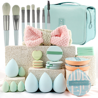 Kit de maquillage de 33 pièces avec sac cosmétique de voyage Pinceaux de maquillage Collection éponge Bouffée Maquillage complet du visage avant après le fond de teint