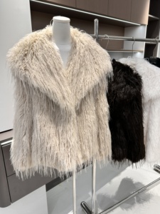 เสื้อโค้ทขนเฟอร์เทียมแบบสั้น ผ้าไหมเนื้อนุ่ม ทรงยาว สไตล์แรคคูน สำหรับผู้หญิง อุ่นสบายสำหรับฤดูหนาว - Product Image 3