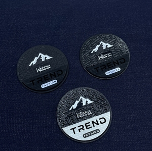 <span class=keywords><strong>Velcro</strong></span> quần áo Túi giày Nhà cung cấp tùy chỉnh thiết kế 3D cao su PVC không thấm nước chính nhãn các bản vá lỗi - Product Image 1