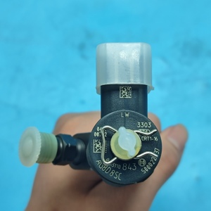 ชุดหัวฉีดน้ำมันเชื้อเพลิง C00023912สำหรับหัวฉีดน้ำมันเชื้อเพลิง V80 MAXUS C00023912 0445110483/484 - Product Image 2