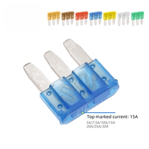 Fusible automatique à lame 3 broches en alliage de zinc 5A-30A avec borne à trois languettes pour voitures/camions – OEM disponible – Large gamme 5A 7.5A 10A 15A 20A 25A 30A - Product Image 4