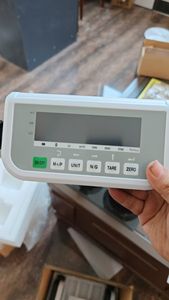 เครื่องชั่งเก้าอี้พกพาน้ำหนัก0-300กก. ใช้แบตเตอรี่ชาร์จไฟได้สำหรับคลินิกโรงพยาบาลในครัวเรือน - Product Image 4