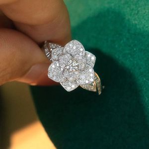 Anillo de Diamantes de Oro Blanco de 18K Sólido de 0.8CT, Joyería Fina Clásica de Lujo Personalizada Xinfly, Flor Eterna - Product Image 4