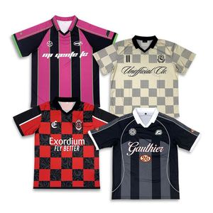 Uniforme de Fútbol Personalizado al por Mayor, Diseño Personalizado, Impresión por Transferencia de Calor, Ligero, de Secado Rápido y Transpirable, Manga Corta - Product Image 1
