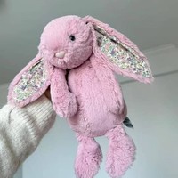 Boneka Kelinci JC White Pink Bonnie Bermotif Bunga dengan Telinga Kreatif, Nyaman, Lucu, Bulu Pendek, Isi Kapas PP, Ukuran 31-50cm, Grosir untuk Remaja