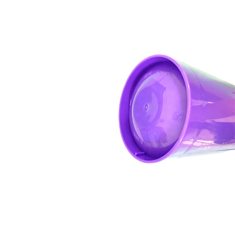 En gros Nouveau Design Haute Qualité Shaker Bouteilles Avec la Couleur Et le Logo adaptés aux besoins du client