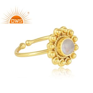 Anillo chapado en oro con diseño de flores de plata 925, anillo de piedra lunar arcoíris, fabricantes de joyas de piedras preciosas, Colección Vintage - Product Image 2