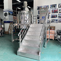 Cuve de mélange chauffée à la vapeur électrique avec homogénéisateur 500L 1000L, machine émulsifiante et homogénéisatrice pour la fabrication de savon liquide