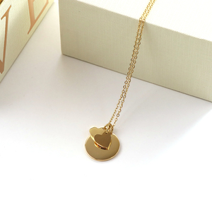 Commercio all'ingrosso gioielli personalizzati disco inciso <span class=keywords><strong>parole</strong></span> personalizzate <span class=keywords><strong>oro</strong></span> piccola collana di fascino iniziale per le donne mamma regalo di compleanno - Product Image 2