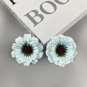 Artificial Chrysanthemum Flowers 6cm Silk Flower <b>Wedding</b> Home Decorations Outdoor Photography <b>Props</b> - Product Image 4