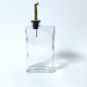 Bouteille d'huile d'olive en verre multi-usage, distributeur de sauce soja recyclable avec bec verseur en métal doré/argenté pour huile, vinaigre balsamique - Product Image 1