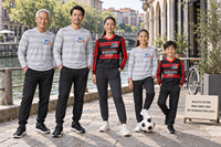 Maillot de football à manches longues pour hommes avec rayures et col en V pour les matchs de club amateur, disponible pour les commandes en gros