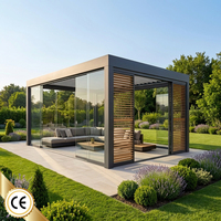 Pergola à lames orientables en aluminium, portes vitrées, murs-rideaux en bois pour un style naturel, jardin, véranda, balcon, patio, espace de repos, télécommandé