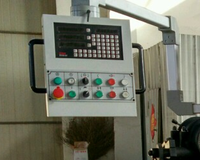 Fournisseur chinois de machine de fraisage universelle CNC UM1460-I, machine de fraisage CNC 3 axes, équipement de fraisage des métaux