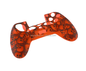 Peau en silicone pour manette PS4 avec impression par transfert d'eau tête de mort, housse de protection en silicone - Product Image 4