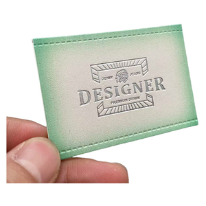 Etiquetas de Cuero PU Cosidas Personalizadas de Calidad de Lujo de Fábrica, con Logotipo Bordado en Relieve con Lámina Plateada, Parches de Cuero para Sombreros/<span class=keywords><strong>Jeans</strong></span> - Product Image 4