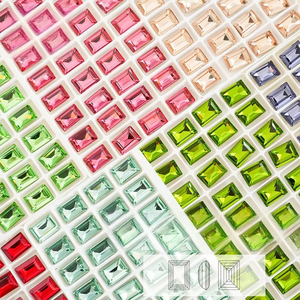 Venta al por mayor de accesorios de joyería DIY de superficie plana de ángulo recto con base puntiaguda K9 y diamantes de imitación de azúcar. - Product Image 2