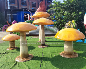 Estatua de Hongo de Fibra de Vidrio Realista Personalizada para Decoración de Jardín - Product Image 3