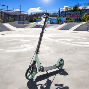 Trottinette pliable pour adulte, design en aluminium réglable - Product Image 3