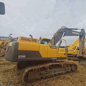 รถขุดไฮดรอลิกตีนตะขาบ VOLVO มือสอง สภาพดี ดูแลรักษาอย่างดี รุ่น Volvo EC250 EC250D EC250DL - Product Image 6