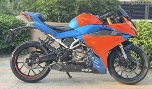 Moto 250SR 249cc Monocylindre Refroidi Supersport 80km/h Légère ABS TCS pour Débutants Jiangsu 250 Moteur Puissant - Product Image 4