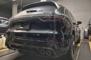 Kit de Carrocería con Difusor de Parachoques Estilo MTR para Porsche Cayenne, Nuevo, Mejorado - Product Image 4