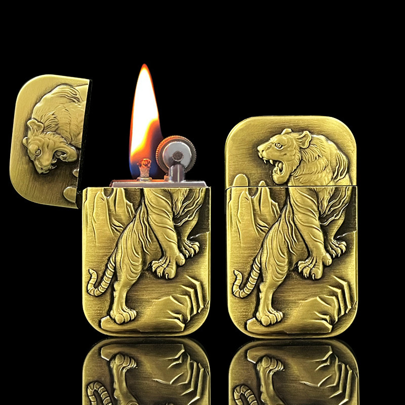 Tigre Feroz Cromado - Bronce