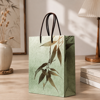 Sac fourre-tout en papier robuste avec logo personnalisé, imprimé feuille de bambou chinois, idéal pour l'emballage de cadeaux de festival - Vente en gros usine