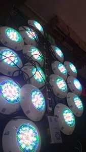 Lámpara LED RGB para <span class=keywords><strong>Piscina</strong></span> <span class=keywords><strong>de</strong></span> 6W 9W 12W 18W, Resistente al Agua IP68, Foco Colorido para <span class=keywords><strong>Piscina</strong></span> con Control Remoto Inalámbrico - Product Image 4