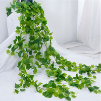 Feuilles artificielles 1,8 m, fausse lierre suspendue, verdure pour la décoration de la maison, du jardin, des murs et des plafonds