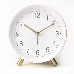 Reloj Despertador Silencioso de Metal Premium Blanco de 4 Pulgadas con Luz Nocturna para Escritorio Moderno - Product Image 1