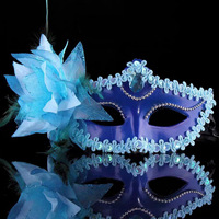 Masque Vénitien Diamanté pour Soirée Dansante, Plumes et Fleurs, Mariage, Carnaval, Spectacle, Costume Sexy pour Femme, Masque de Mascarade Noël 2026