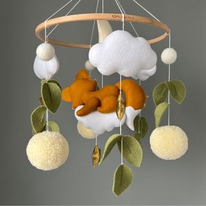 Cama colgante hecha a mano para bebé recién nacido, bolas de fieltro de felpa, estilo bohemio, neutral, musical - Product Image 3