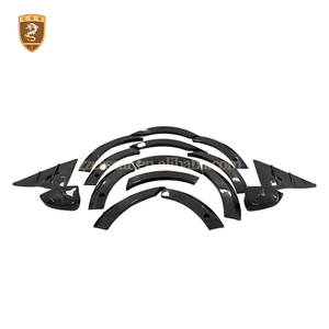 Kit carrosserie MSY Style en fibre de carbone sèche pour <span class=keywords><strong>Aston</strong></span> <span class=keywords><strong>Martin</strong></span> DBX : Ensemble pare-chocs avant, aérations d'ailes, extensions de passage de roue, coques de rétroviseurs - Product Image 5