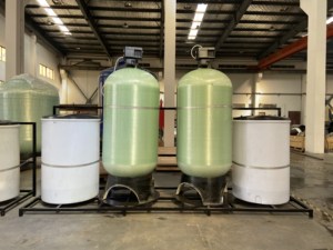 <span class=keywords><strong>Adoucisseur</strong></span> d'eau industriel avec réservoir en fibre de verre - Product Image 3