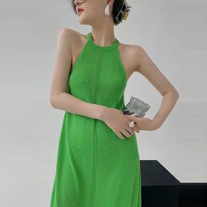 Vestido Verde de Alta Gama, Versión Coreana, Corte Regular, Largo hasta la Rodilla, Tejido Sólido, Cuello Asimétrico, Informal, Primavera-Otoño, Nuevo - Product Image 3
