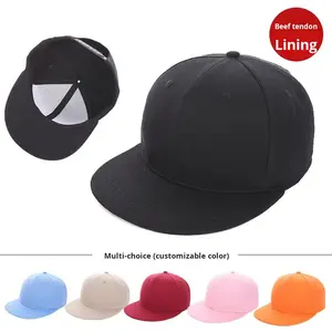 قبعة هيب هوب مسطحة الحواف من البي في سي بـ 6 ألواح مخصصة للرجال والنساء والشباب، قبعة شمس للسفر وفرق الرقص الشوارع مع تطريز الشعار - Product Image 4