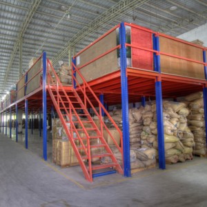 <span class=keywords><strong>Mezzanine</strong></span> en acier Q235 de qualité supérieure avec garde-corps de sécurité pour entrepôt et stockage en grenier - Product Image 2