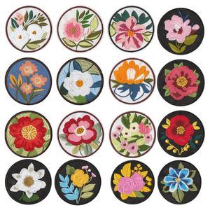 Nouveauté : Patchs en tissu brodés à motifs floraux et pivoines, à thermocoller, pour accessoires vestimentaires - Product Image 1