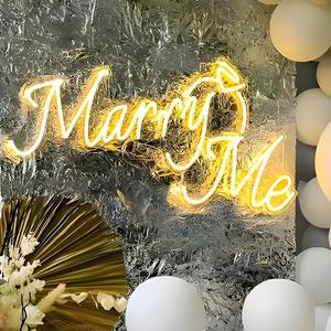 Lámpara LED de Neón Personalizada para Mesa, Accesorios para Centros Comerciales y Escuelas, Control Remoto, IP65 Impermeable, Nombres Personalizados - Product Image 1